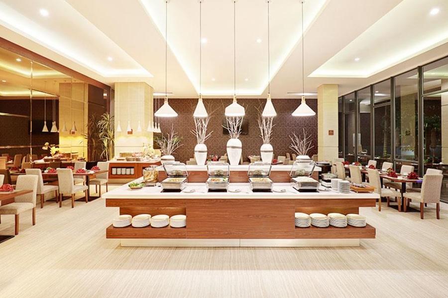 Swiss-Belhotel Соронг Екстериор снимка
