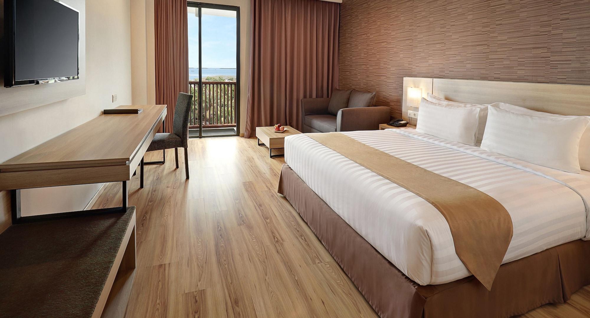 Swiss-Belhotel Соронг Екстериор снимка